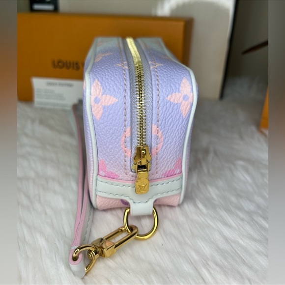 Practically Brand New Louis Vuitton•Sunrise Pastel Wapity Wristlet Pouch - Picture 3 of 5